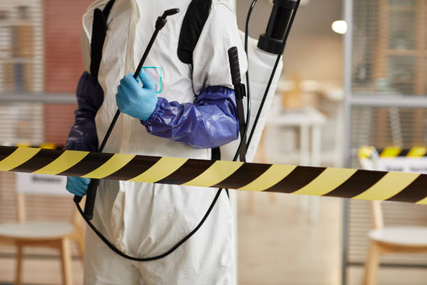 Professional Blood Cleanup technician working in Dunreith, IN